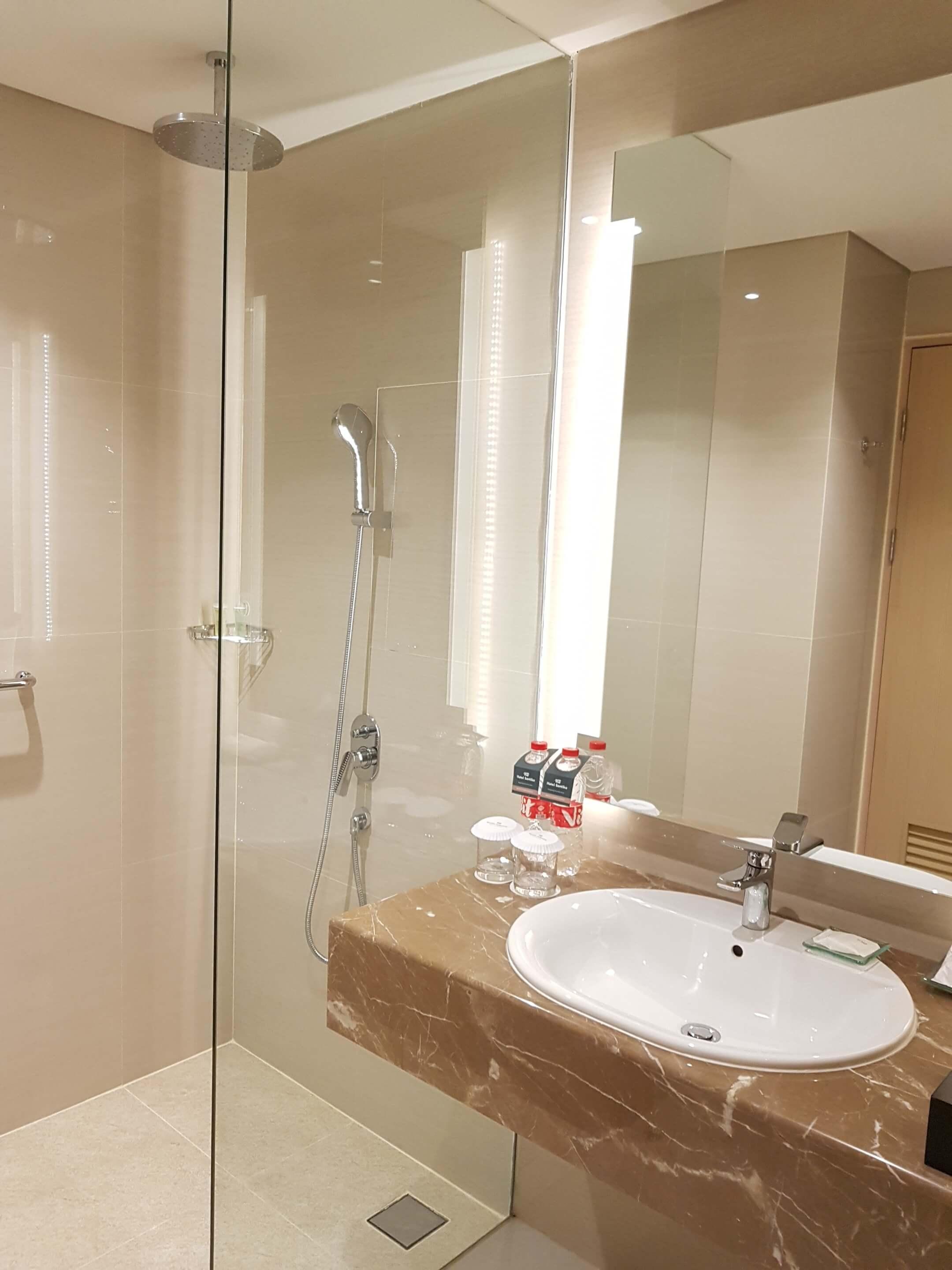 Hotel Santika Gresik Zewnętrze zdjęcie